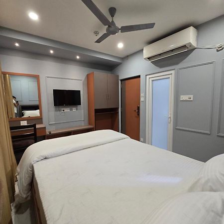 Step Home Kolkata Exterior photo