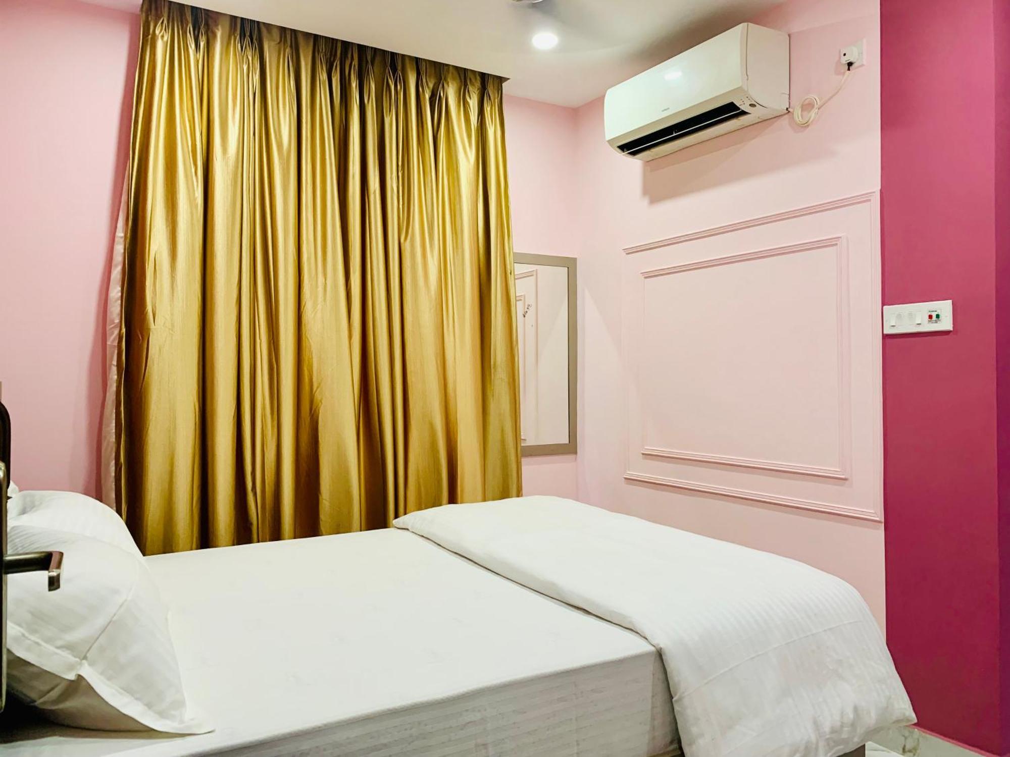 Step Home Kolkata Exterior photo